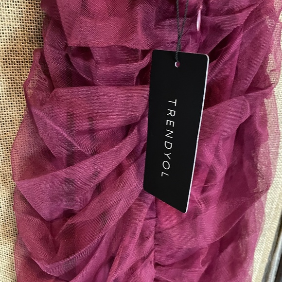 NWT Trendyol halter neck ruched mini dress ruffle red holiday dance bodycon 10 - Picture 7 of 10